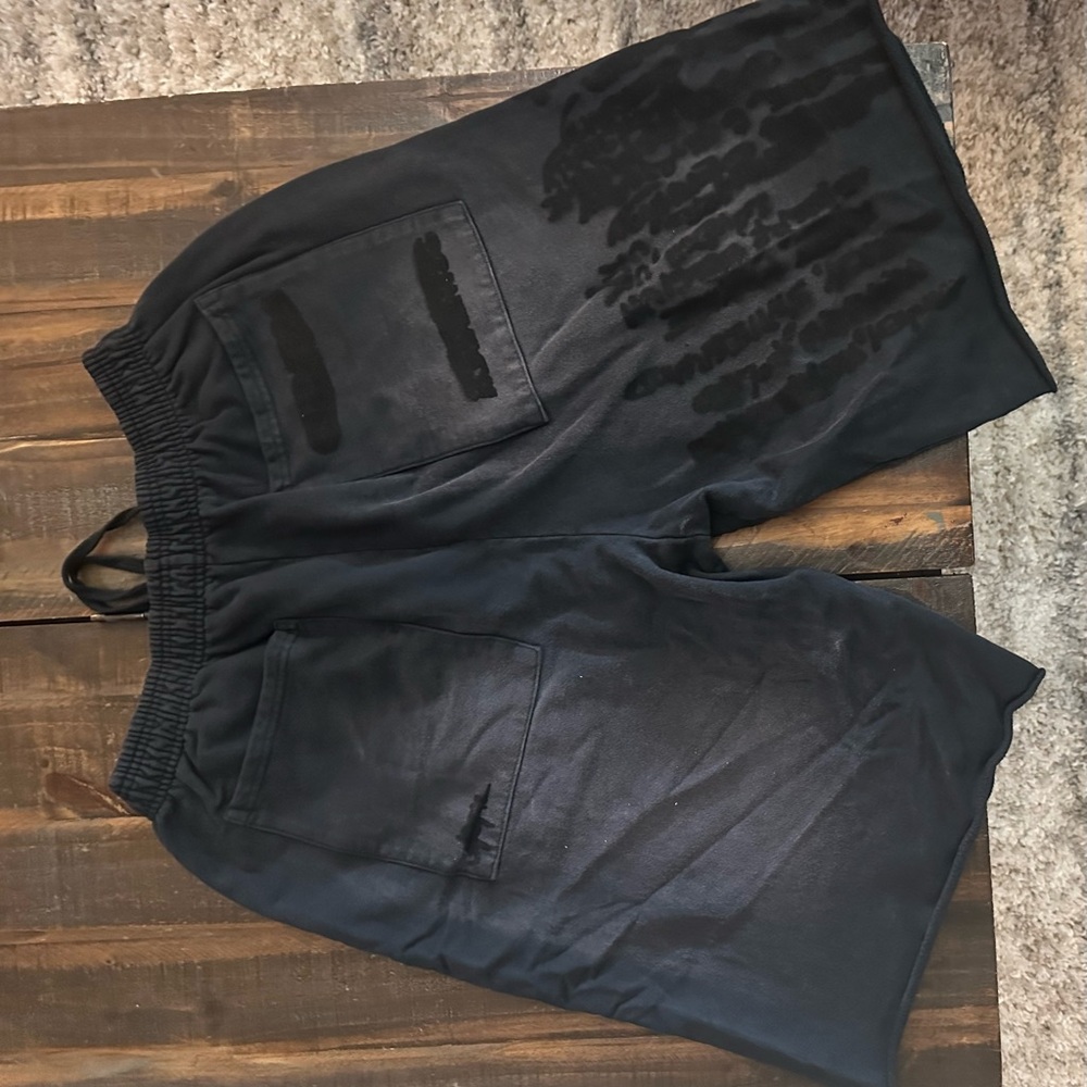 Travis Scott London utopia tour exclusive shorts - Size L- Brand new